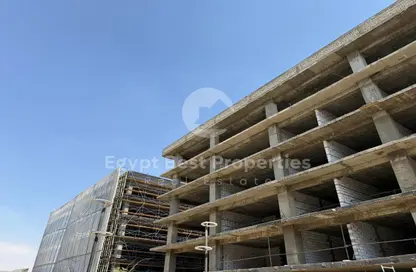 محل - استوديو - 1 حمام للبيع في شارع ال ٩٠ الجنوبي - شارع التسعين الجنوبي - التجمع الخامس - مدينة القاهرة الجديدة - القاهرة