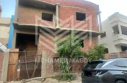 Whole Building - Studio - 5 Bathrooms for sale in 7th District - 6 October City - Giza