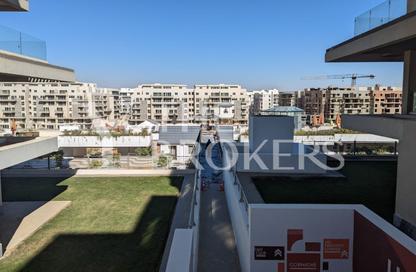 Apartment - 3 Bedrooms - 2 Bathrooms for sale in Mountain View iCity - 5th Settlement Compounds - The 5th Settlement - New Cairo City - Cairo