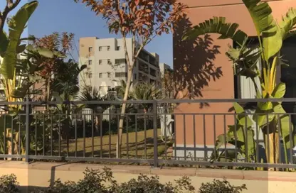 Apartment - 2 Bedrooms - 3 Bathrooms for sale in District 5 - 5th Settlement Compounds - The 5th Settlement - New Cairo City - Cairo