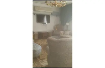 شقة - 4 غرف نوم - 2 حمامات للايجار في حدائق المهندسين - الحي الرابع - الشيخ زايد - الجيزة