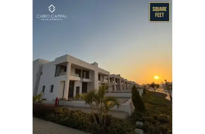 Townhouse - 3 Bedrooms - 5 Bathrooms for sale in Lake West - Sheikh Zayed Compounds - Sheikh Zayed City - Giza