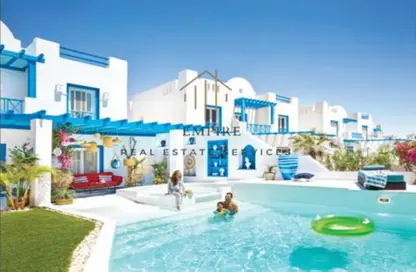 Townhouse - 4 Bedrooms - 3 Bathrooms for sale in Mountain View - Ras Al Hekma - North Coast