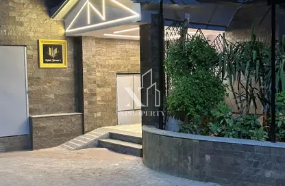 Apartment - 3 Bedrooms - 2 Bathrooms for sale in Al Bahr Al Aazam  St. - Giza District - Ganoub El Giza - Giza