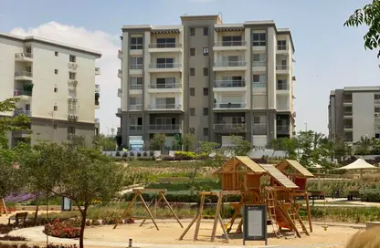 Apartment - 2 Bedrooms - 2 Bathrooms for sale in Hyde Park - 5th Settlement Compounds - The 5th Settlement - New Cairo City - Cairo