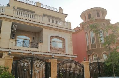 Twin House - 7+ Bedrooms - 7+ Bathrooms for sale in Yasmine District - 14th District - Sheikh Zayed City - Giza