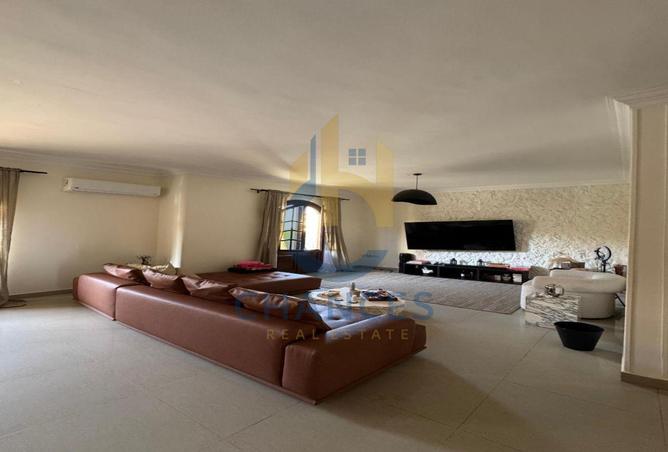 8053079 - Property Image 3