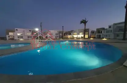 شاليه - 3 غرف نوم - 2 حمامات للبيع في سي فيو - راس الحكمة - الساحل الشمالي