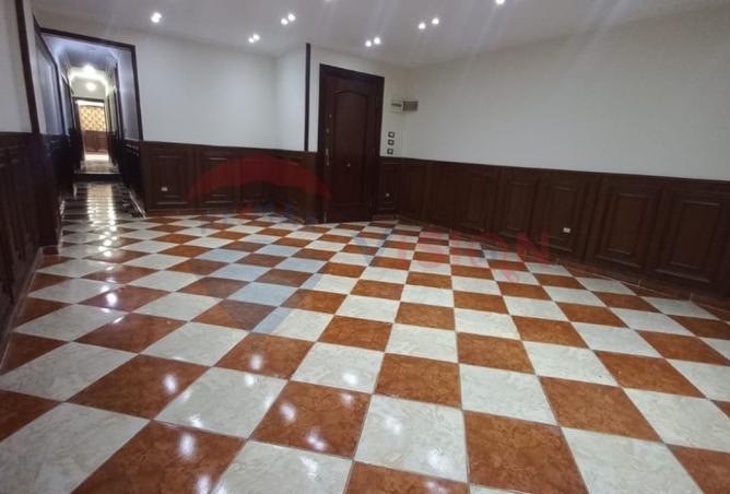 8370038 - Property Image 2