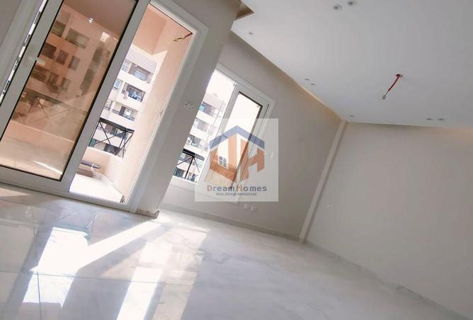 8225891 - Property Image 2