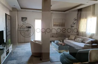 شقة - 3 غرف نوم - 2 حمامات للبيع في شرق الاكاديمية - مدينة القاهرة الجديدة - القاهرة