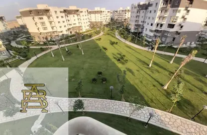 Apartment - 4 Bedrooms - 3 Bathrooms for sale in Madinaty - Cairo
