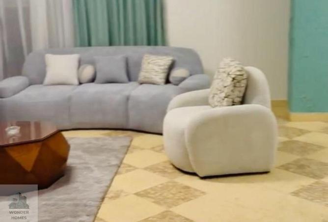 8174704 - Property Image 2