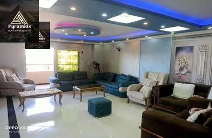 شقة - 3 غرف نوم - 3 حمامات للايجار في شارع جابر بن حيان - الدقي - الجيزة
