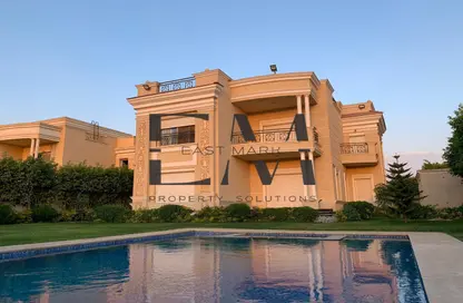 Villa - 4 Bedrooms - 6 Bathrooms for sale in Fountain Park - 5th Settlement Compounds - The 5th Settlement - New Cairo City - Cairo
