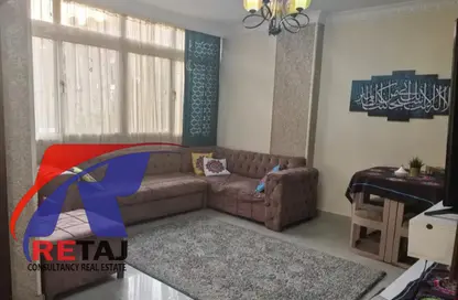 شقة - 3 غرف نوم - 1 حمام للبيع في شارع اسماعيل الفنجري - الاستاد - مدينة نصر - القاهرة