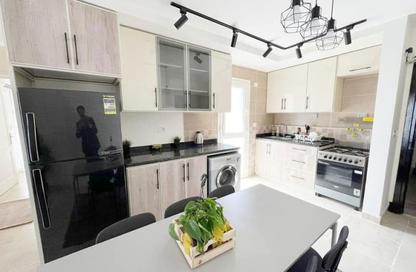 Apartment - 3 Bedrooms - 3 Bathrooms for sale in Fifth Square - The 5th Settlement - New Cairo City - Cairo