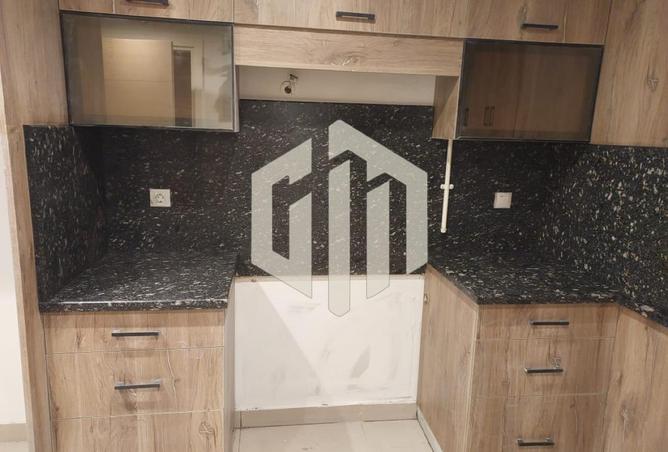 8293857 - Property Image 2