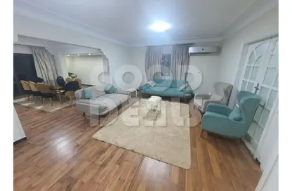 Apartment - 3 Bedrooms - 2 Bathrooms for sale in Al Sheikh Ahmed Elsawy St. - 6th Zone - Nasr City - Cairo