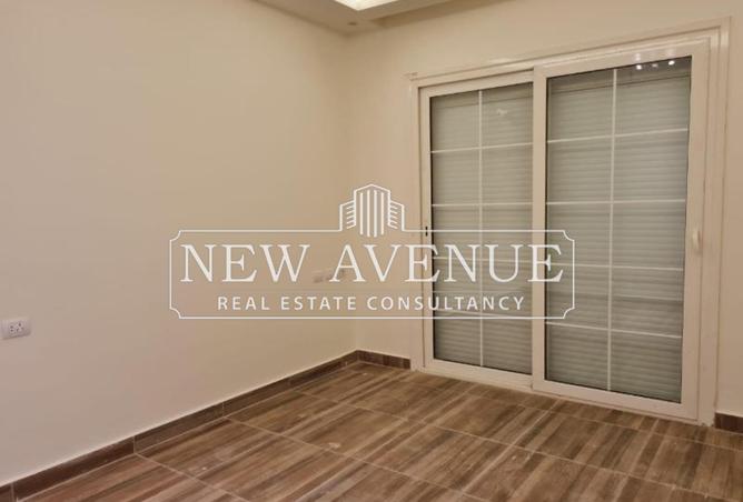 8275610 - Property Image 2