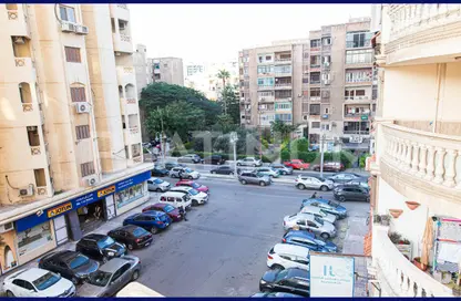 شقة - 3 غرف نوم - 2 حمامات للبيع في شارع الزهراء - سموحة - حي شرق - الاسكندرية