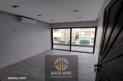 Apartment - 2 Bedrooms - 2 Bathrooms for rent in Lake View Residence - 5th Settlement Compounds - The 5th Settlement - New Cairo City - Cairo