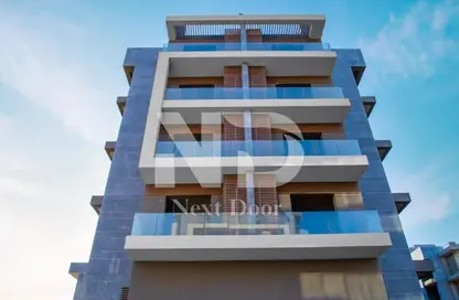 Apartment - 3 Bedrooms - 3 Bathrooms for sale in El Patio Oro - 5th Settlement Compounds - The 5th Settlement - New Cairo City - Cairo