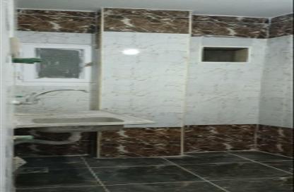 Apartment - 3 Bedrooms - 1 Bathroom for sale in Al Mansoura - Al Daqahlya