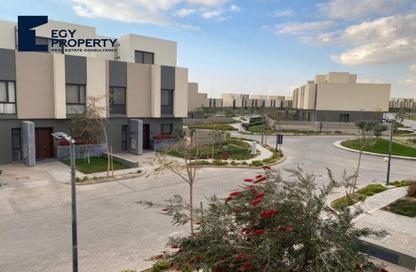 Townhouse - 3 Bedrooms - 3 Bathrooms for sale in Al Burouj Compound - El Shorouk Compounds - Shorouk City - Cairo
