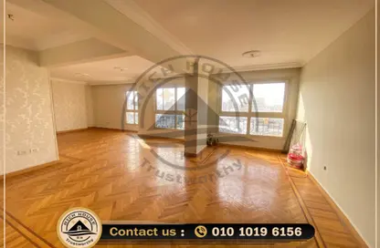 Apartment - 4 Bedrooms - 2 Bathrooms for rent in Smouha Square - Smouha - Hay Sharq - Alexandria