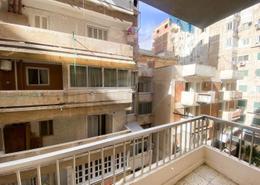 شقة - 3 غرف نوم - 1 حمام for للايجار in شارع المعسكر الرومانى - رشدي - حي شرق - الاسكندرية