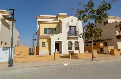 Villa - 3 Bedrooms - 3 Bathrooms for sale in Mivida - 5th Settlement Compounds - The 5th Settlement - New Cairo City - Cairo