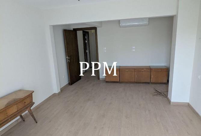 8245523 - Property Image 2