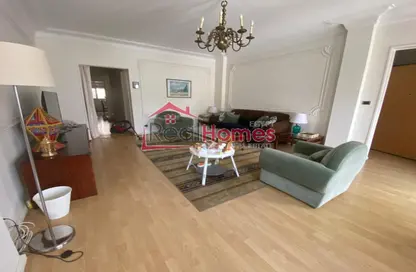Penthouse - 3 Bedrooms - 3 Bathrooms for rent in Al Sheikh Al Marsafi St. - Zamalek - Cairo