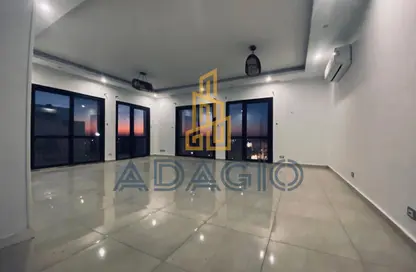 Apartment - 3 Bedrooms - 3 Bathrooms for rent in The Courtyards - Sheikh Zayed Compounds - Sheikh Zayed City - Giza