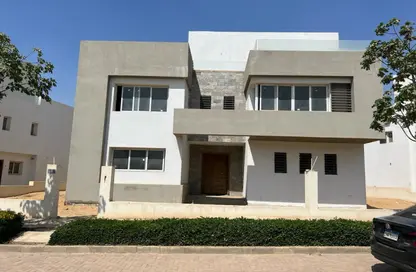 Villa - 5 Bedrooms - 5 Bathrooms for sale in Hyde Park - 5th Settlement Compounds - The 5th Settlement - New Cairo City - Cairo