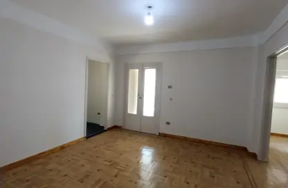 Apartment - 3 Bedrooms - 2 Bathrooms for rent in Al Horeya St. - Almazah - Heliopolis - Masr El Gedida - Cairo