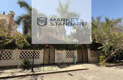 Villa - 4 Bedrooms - 4 Bathrooms for sale in Al Safwa - 26th of July Corridor - 6 October City - Giza