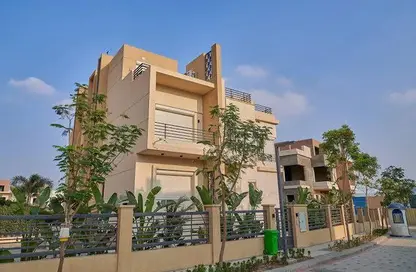 Apartment - 3 Bedrooms - 3 Bathrooms for sale in Alma - 2nd District - Sheikh Zayed City - Giza