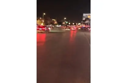 بناية كاملة - استوديو للبيع في شارع التسعين الجنوبي - التجمع الخامس - مدينة القاهرة الجديدة - القاهرة