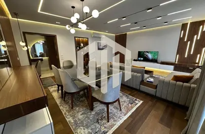 Apartment - 4 Bedrooms - 4 Bathrooms for sale in Eastown - 5th Settlement Compounds - The 5th Settlement - New Cairo City - Cairo