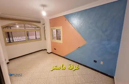 شقة - 3 غرف نوم - 2 حمامات للايجار في شارع الجزيرة - المستثمرين الجنوبية - مدينة القاهرة الجديدة - القاهرة