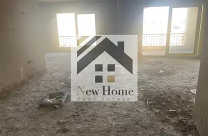 Apartment - 4 Bedrooms - 3 Bathrooms for sale in Stone Residence - 5th Settlement Compounds - The 5th Settlement - New Cairo City - Cairo