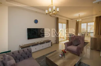 شقة - 3 غرف نوم - 2 حمامات للايجار في شارع دكتور محمد يوسف - البنفسج 7 - البنفسج - مدينة القاهرة الجديدة - القاهرة