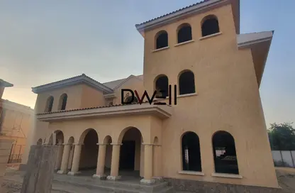 Villa - 4 Bedrooms - 4 Bathrooms for sale in Privado - Madinaty - Cairo