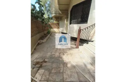 Apartment - 2 Bedrooms - 1 Bathroom for sale in Degla - Hay El Maadi - Cairo