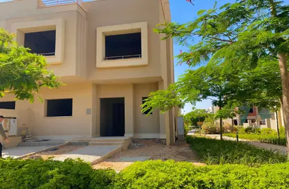 Villa - 4 Bedrooms - 4 Bathrooms for sale in Palm Hills Katameya Extension - 5th Settlement Compounds - The 5th Settlement - New Cairo City - Cairo
