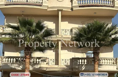 Apartment - 3 Bedrooms - 2 Bathrooms for sale in Omar Ibn Abd al Aziz St. - District 1 - The 5th Settlement - New Cairo City - Cairo