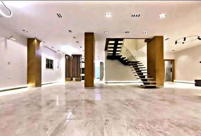 8263785 - Property Image 2