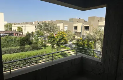 Apartment - 4 Bedrooms - 4 Bathrooms for sale in Village West - Sheikh Zayed Compounds - Sheikh Zayed City - Giza
